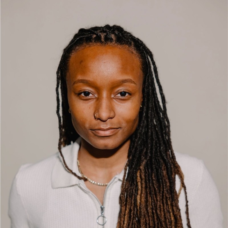 Deona Weatherly headshot